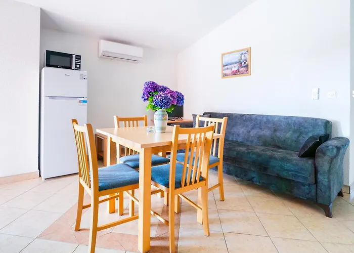 Croatia Apartman Vir